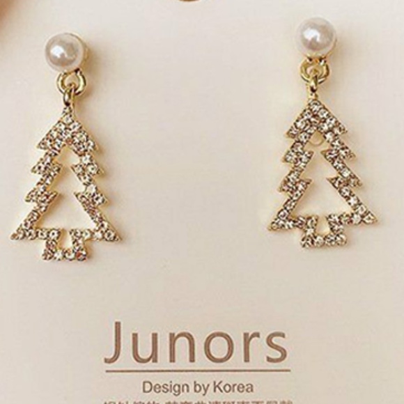 Silver Plated Christmas Tree Shimmering Zircon Dangle Earrings - Picture 2 of 6